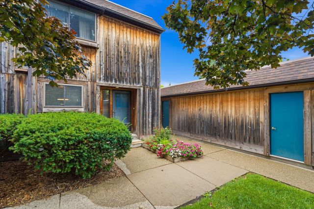 2031 Pauline Court, Ann Arbor, MI 48103
