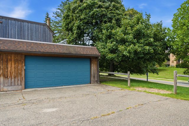 2031 Pauline Court, Ann Arbor, MI 48103