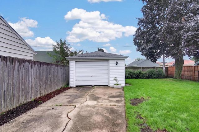 7807 35th AVENUE, Kenosha, WI 53142
