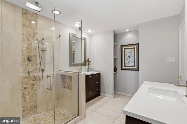 9 GRAYSTONE DR, Chadds Ford, PA 19317