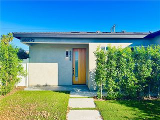 6858 Aura Avenue, Reseda, CA 91335