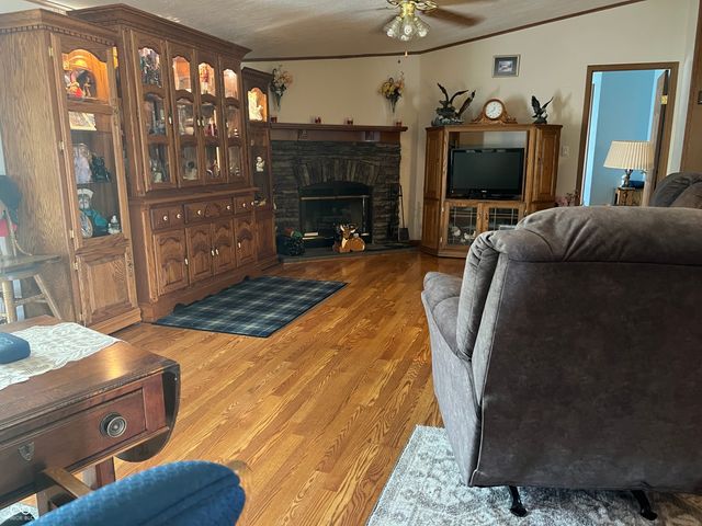 4643 Breckenridge Drive, Columbus, IN 47203