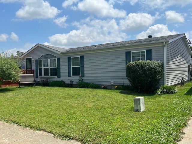4643 Breckenridge Drive, Columbus, IN 47203