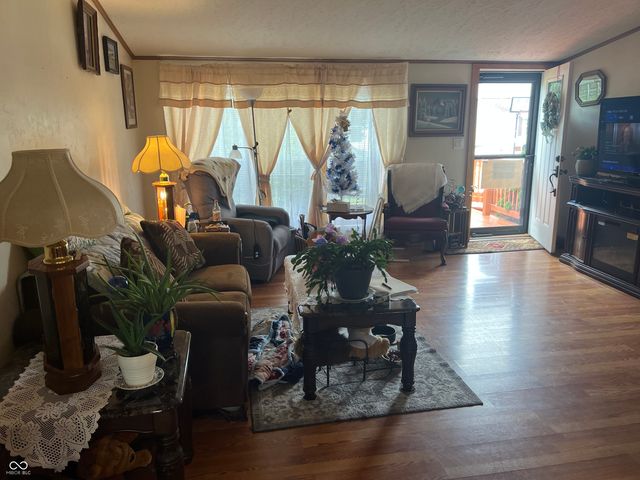 4643 Breckenridge Drive, Columbus, IN 47203