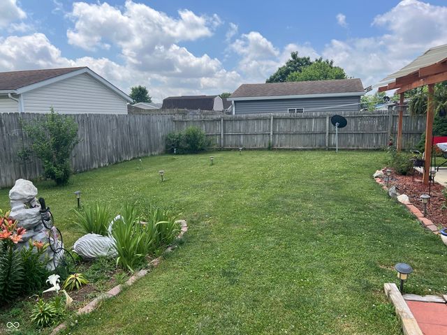 4643 Breckenridge Drive, Columbus, IN 47203