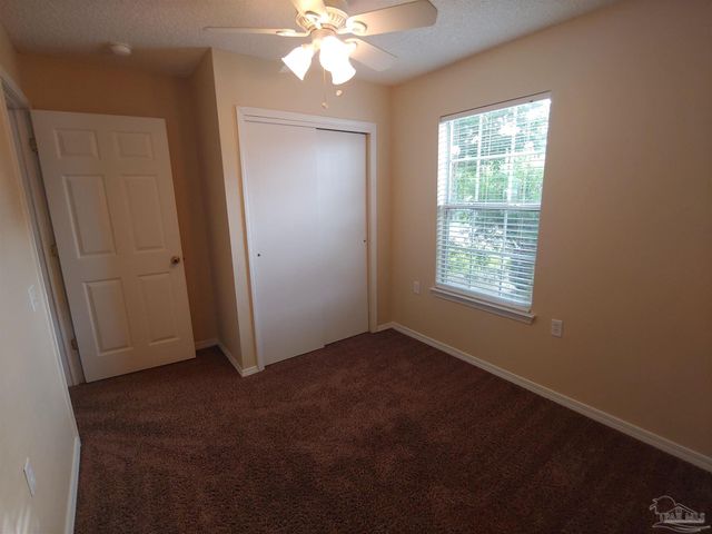 3086 Flintlock Dr, Pensacola, FL 32526