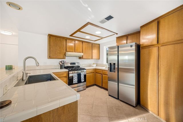 109 E 9th, Azusa, CA 91702