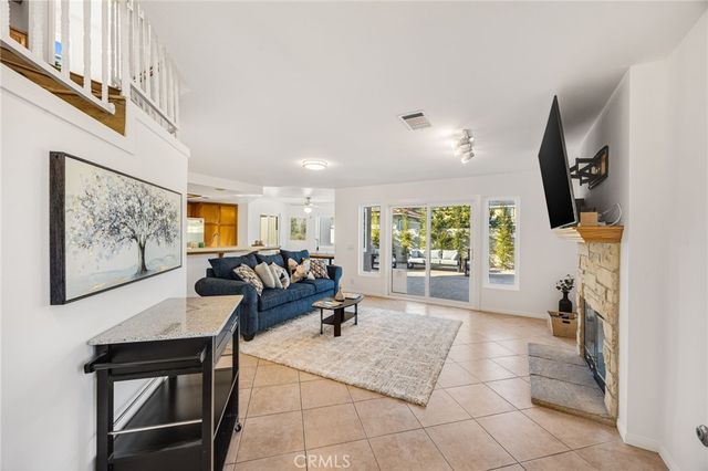 109 E 9th, Azusa, CA 91702