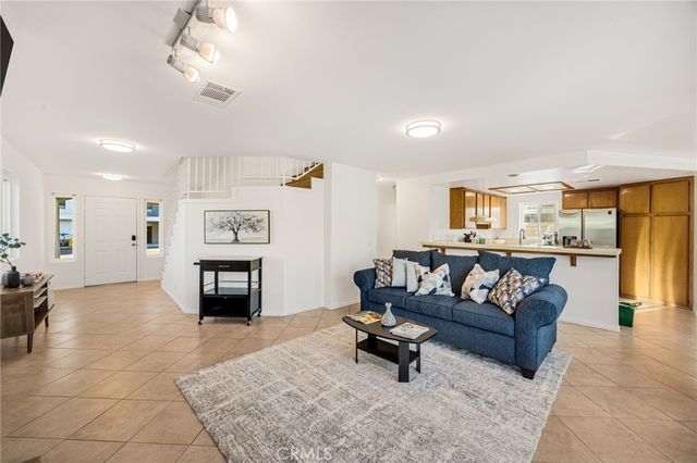 109 E 9th, Azusa, CA 91702