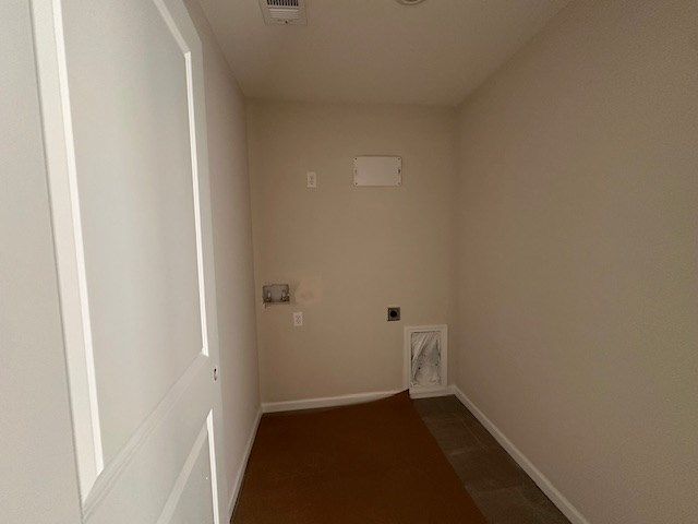 299 Black Oak Drive, Smiths Station, AL 36877