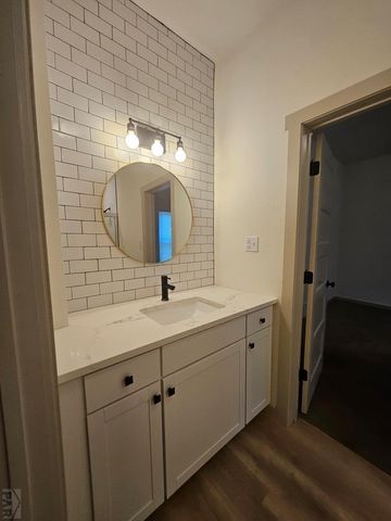 1138 Pine St, Pueblo, CO 81004