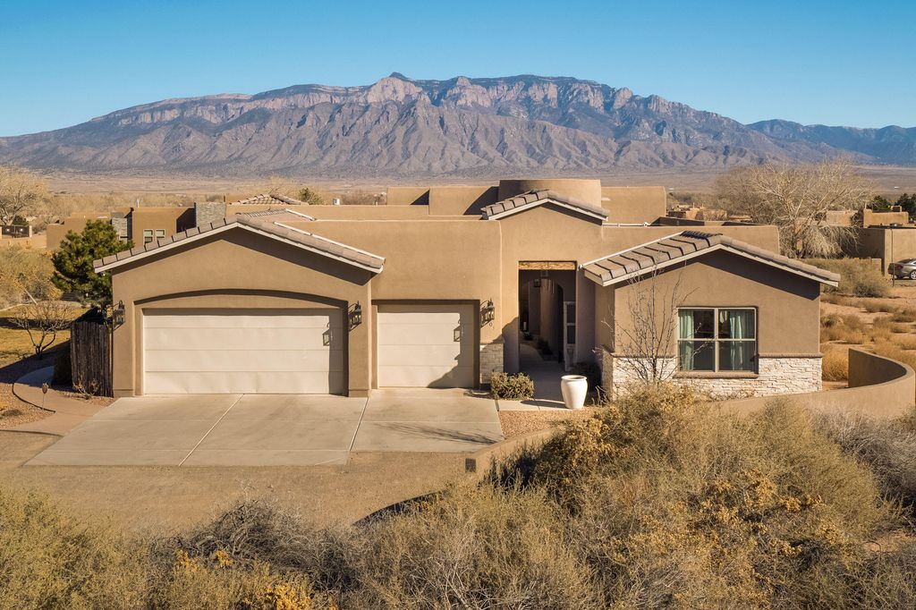 101 TODOS JUNTOS Road, Corrales, NM 87048