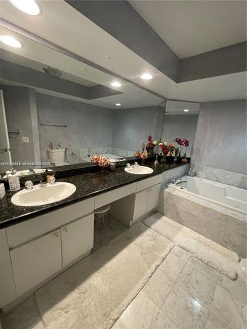 16400 Collins Ave 942, Sunny Isles Beach, FL 33160
