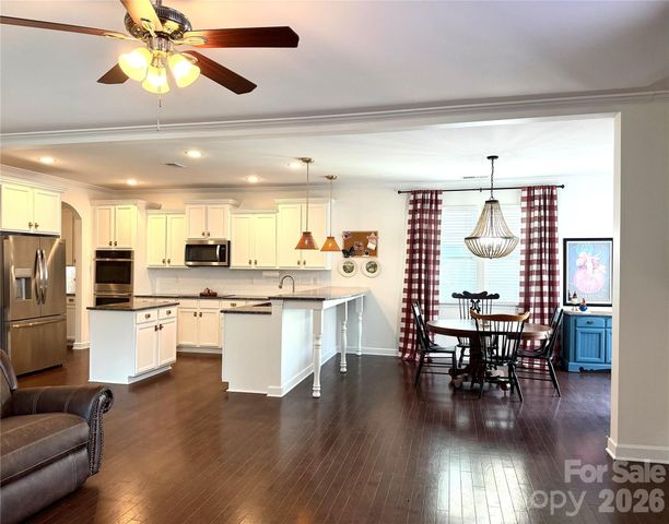 16523 Landen Forest Lane, Davidson, NC 28036