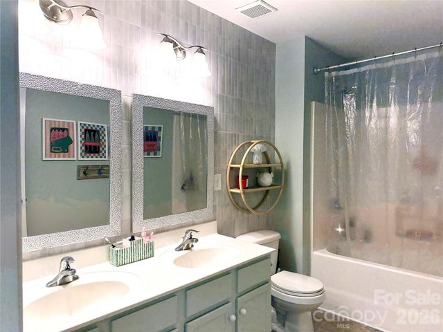 16523 Landen Forest Lane, Davidson, NC 28036