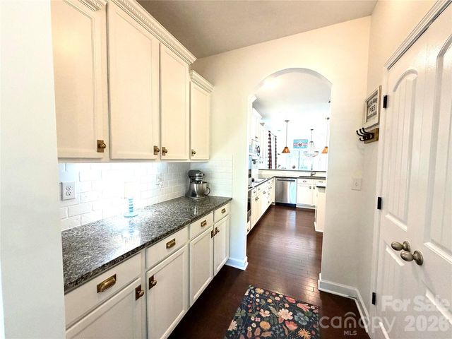 16523 Landen Forest Lane, Davidson, NC 28036