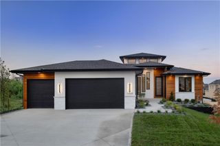 17325 Gillette Street, Overland Park, KS 66221