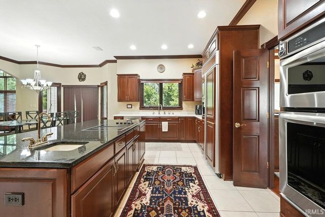 5300 W Autumn Springs Court, Muncie, IN 47304