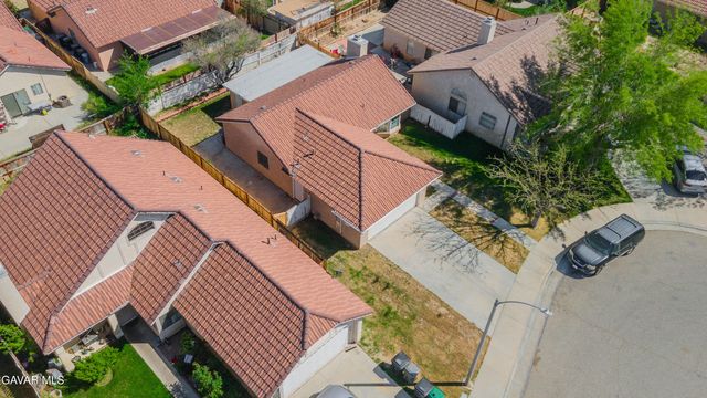 36806 Meadowview Ct, Palmdale, CA 93552
