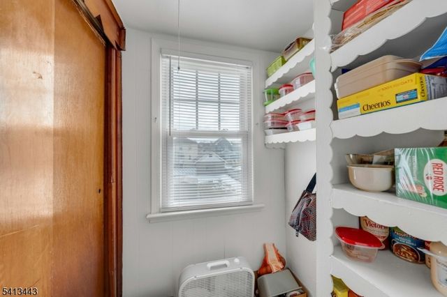 712 Meyer Ave, Lyndhurst Twp., NJ 07071