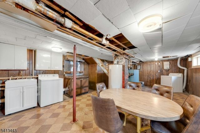 712 Meyer Ave, Lyndhurst Twp., NJ 07071