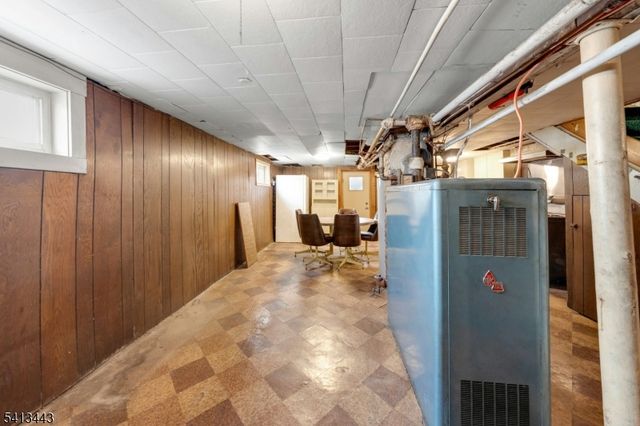 712 Meyer Ave, Lyndhurst Twp., NJ 07071