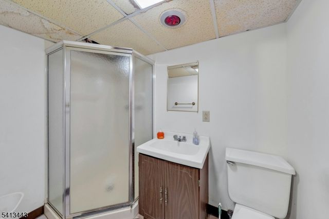 712 Meyer Ave, Lyndhurst Twp., NJ 07071