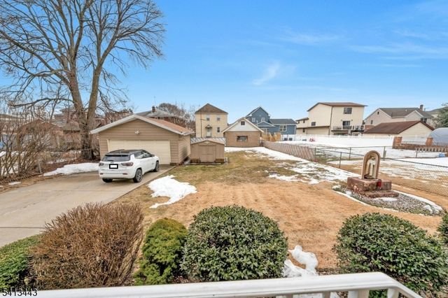 712 Meyer Ave, Lyndhurst Twp., NJ 07071