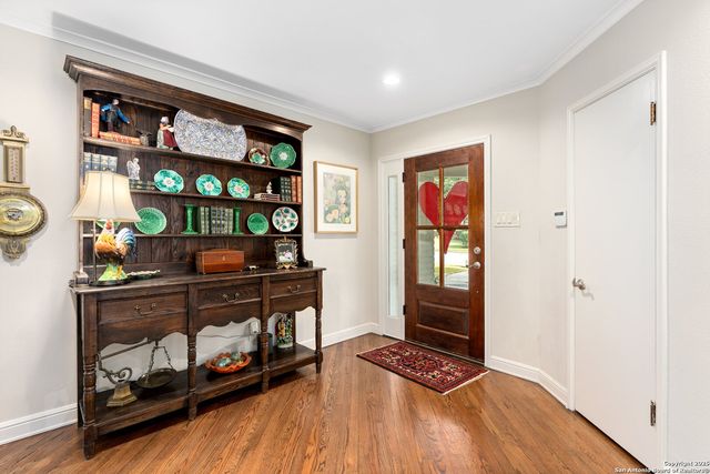 701 Wiltshire, Terrell Hills, TX 78209