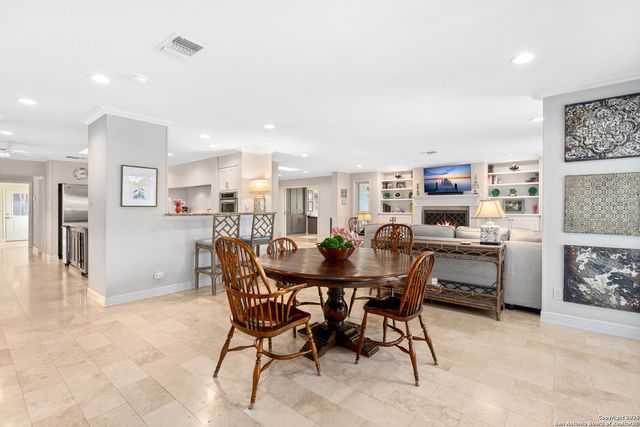 701 Wiltshire, Terrell Hills, TX 78209