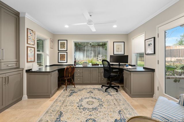 701 Wiltshire, Terrell Hills, TX 78209