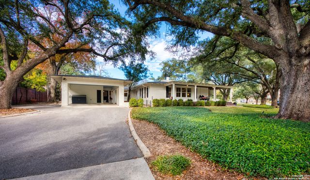 701 Wiltshire, Terrell Hills, TX 78209
