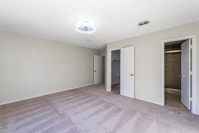 10137 Chapel Ridge Drive, Fort Worth, TX 76116