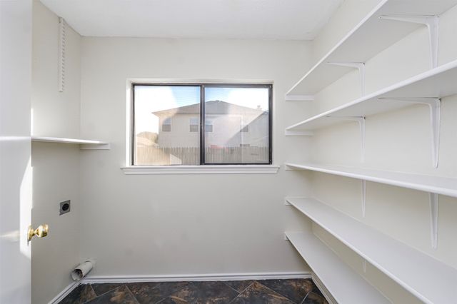 10137 Chapel Ridge Drive, Fort Worth, TX 76116