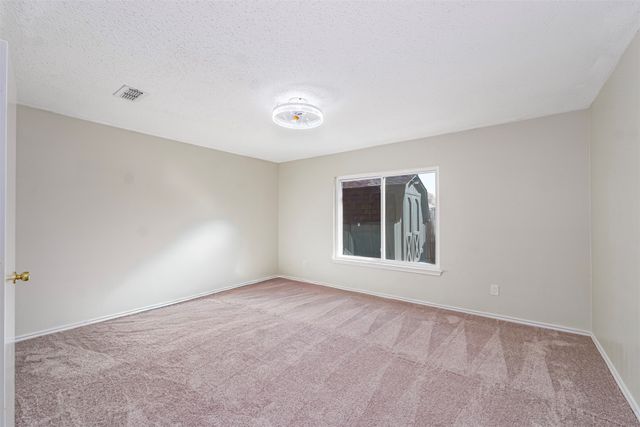 10137 Chapel Ridge Drive, Fort Worth, TX 76116