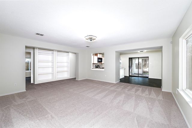 10137 Chapel Ridge Drive, Fort Worth, TX 76116