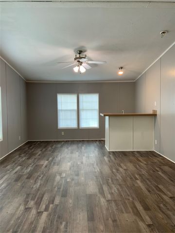 801 County Road 213, Venus, TX 76084