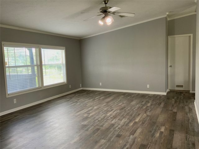 801 County Road 213, Venus, TX 76084