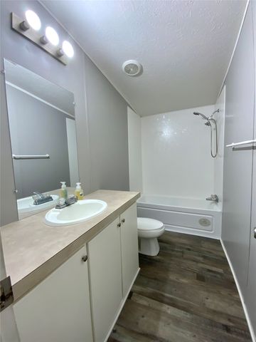 801 County Road 213, Venus, TX 76084