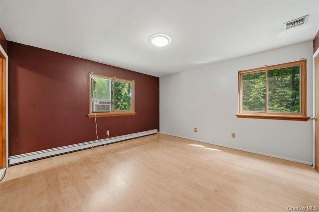 383 Route 32, Woodbury, NY 10917