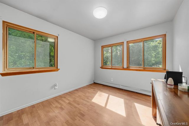 383 Route 32, Woodbury, NY 10917