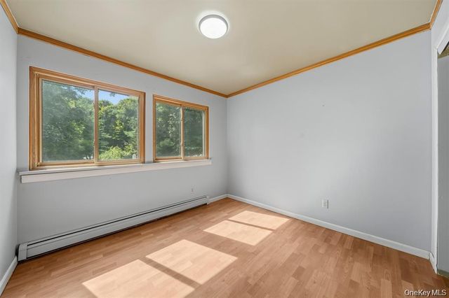 383 Route 32, Woodbury, NY 10917