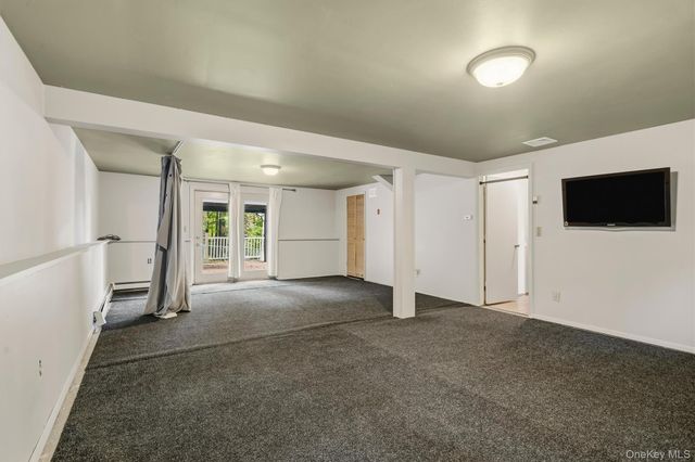 383 Route 32, Woodbury, NY 10917