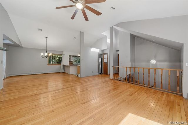 383 Route 32, Woodbury, NY 10917
