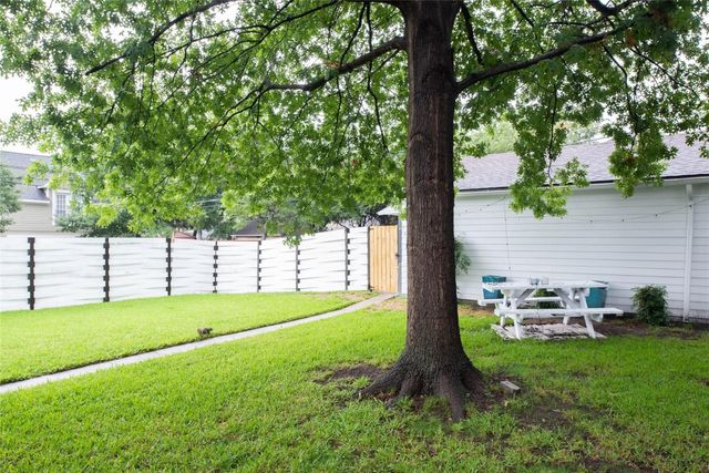 5944 Goodwin Avenue, Dallas, TX 75206