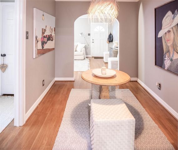 5944 Goodwin Avenue, Dallas, TX 75206