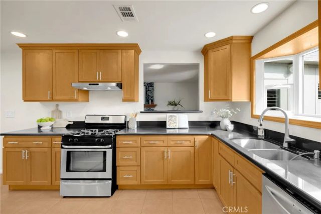 904 Aquamarine, Placentia, CA 92870