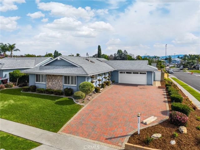 904 Aquamarine, Placentia, CA 92870
