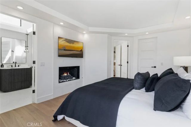 3912 River Ave, Newport Beach, CA 92663