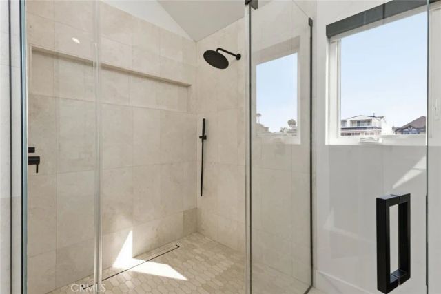 3912 River Ave, Newport Beach, CA 92663